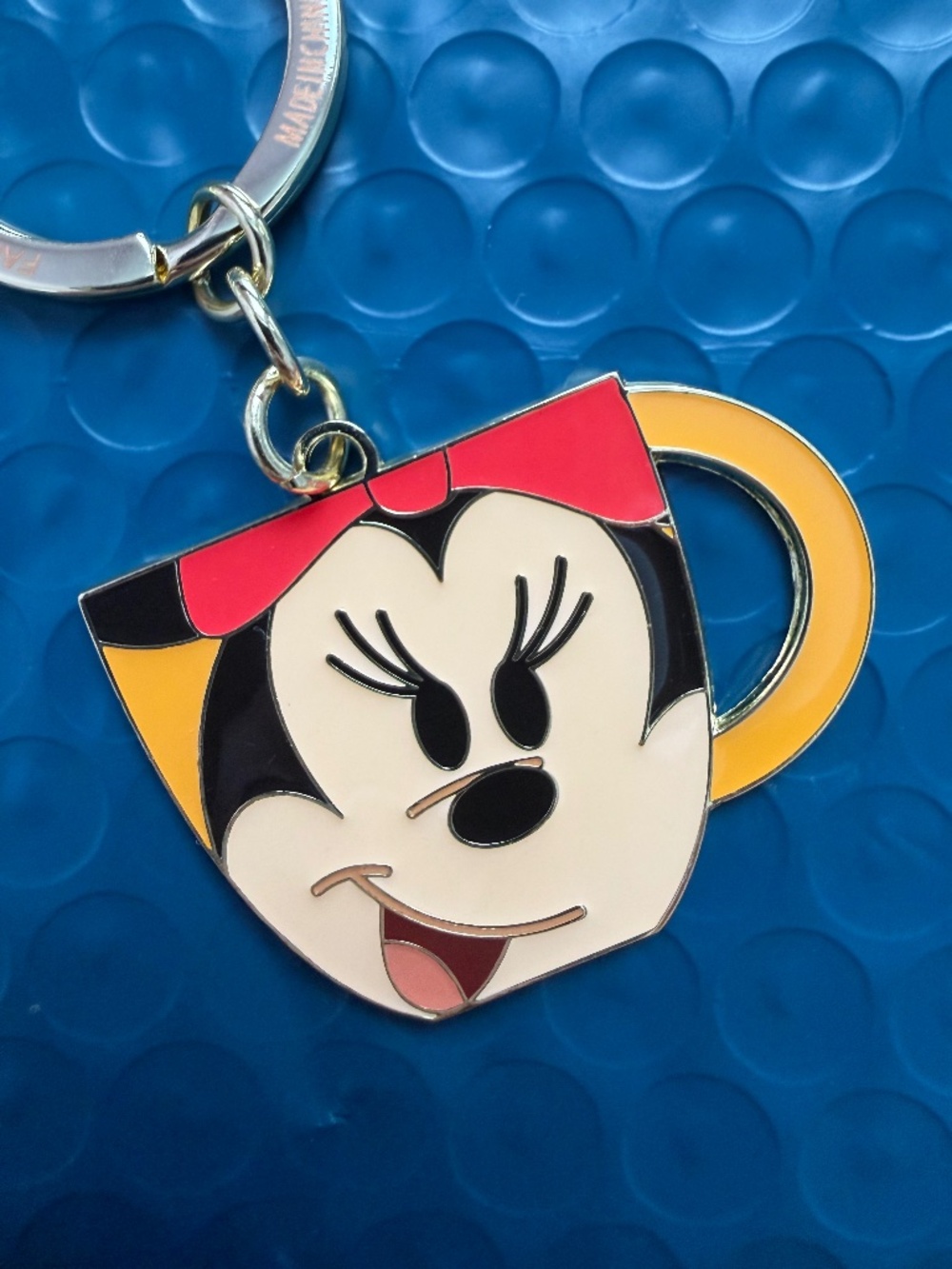 2025 Disney Parks Minnie Mouse Teacup Mug Keychain Bag Charm Disneyland World